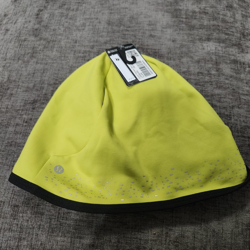 LULULEMON MENS COLD TERRAIN RUN BEANIE, YELLOW SERPENTINE, NWT, ONE SIZE